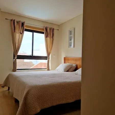 T1 60 Sq M For Rent Next To The Bay São Martinho do Porto