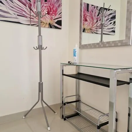 Apartman T1 60 Sq M For Rent Next To The Bay *