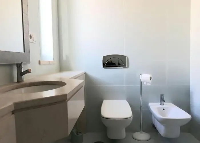 公寓 T1 60 Sq M For Rent Next To The Bay *