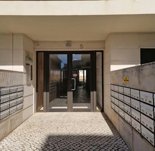 公寓 T1 60 Sq M For Rent Next To The Bay *